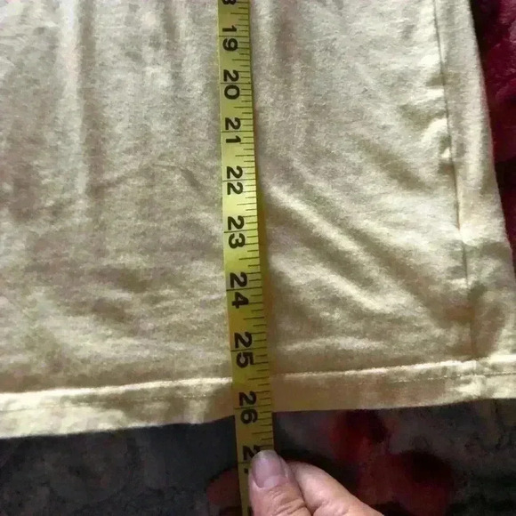 COLUMBIA PASTEL LIGHT YELLOW SHORT SLEEVE T-SHIRT CAT GRAPHIC 1X - Picture 7 of 7